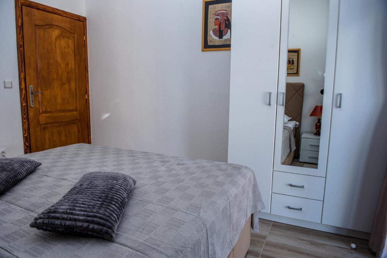 Apartments Klakor Ps Tivat Extérieur photo