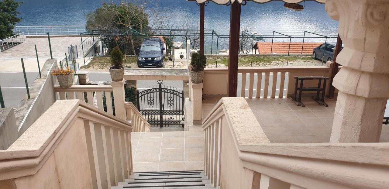 Apartments Klakor Ps Tivat Extérieur photo